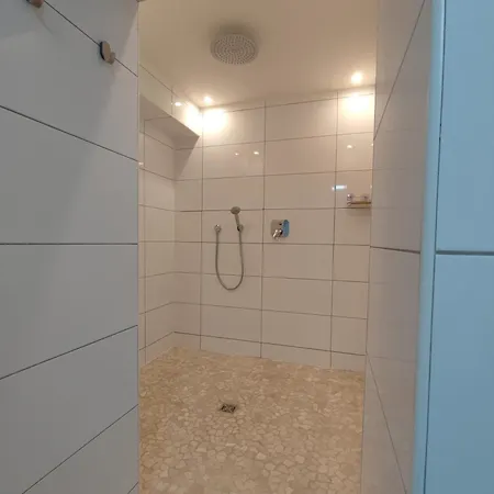 Apartman Monter24- Kk76 Ferienwohnung / Perfekt Fuer Businessreisende & Monteure, Zentral 4 Personen, 2 Zimmer Bad Kreuznach