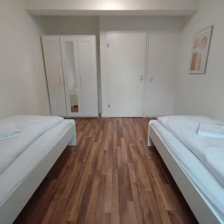 Monter24- Kk76 Ferienwohnung / Perfekt Fuer Businessreisende & Monteure, Zentral 4 Personen, 2 Zimmer Bad Kreuznach